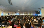 Vì sao sân bay Tân Sơn Nhất lại bị ùn tắc tại khu vực soi chiếu?